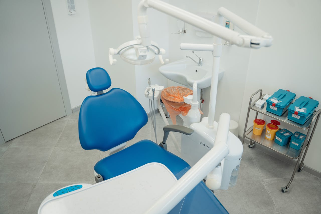 emergency dental nurse jobs​